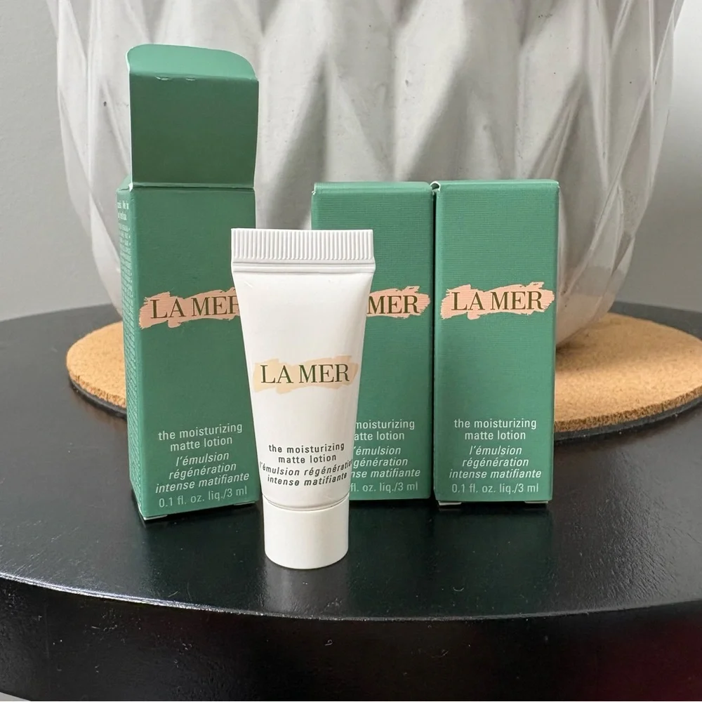 La Mer .1 fl oz / 3ML The Moisturizing Matte Lotion